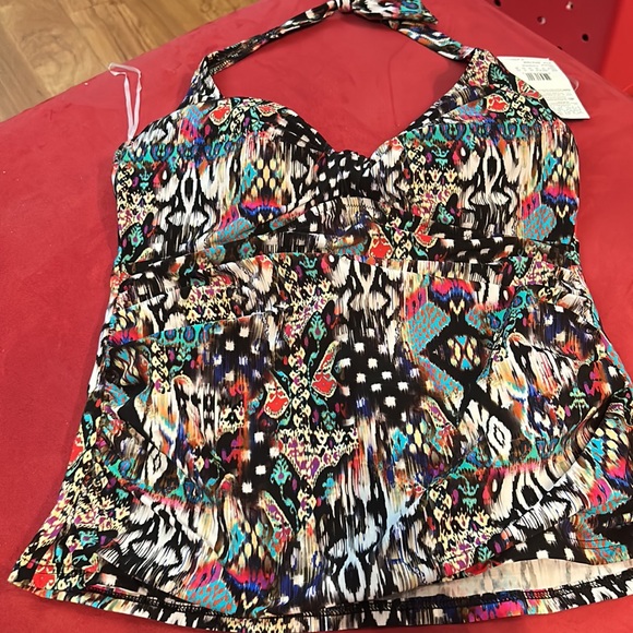 Two piece halter style tankini size 16. - Picture 2 of 4
